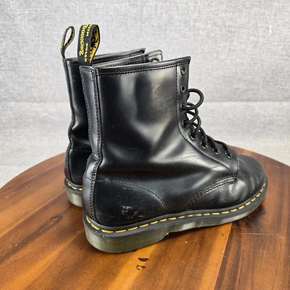 Dr. Martens 1460 Smooth Black Leather 8-Eye Combat Boots Mens 9 Womens 10 11821